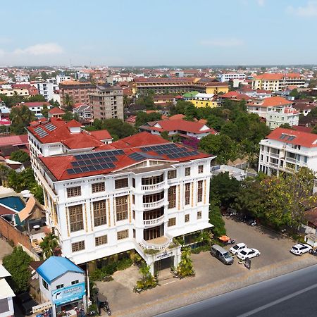 Angkor Land Urban Boutique Hotel Siem Reap Exterior photo