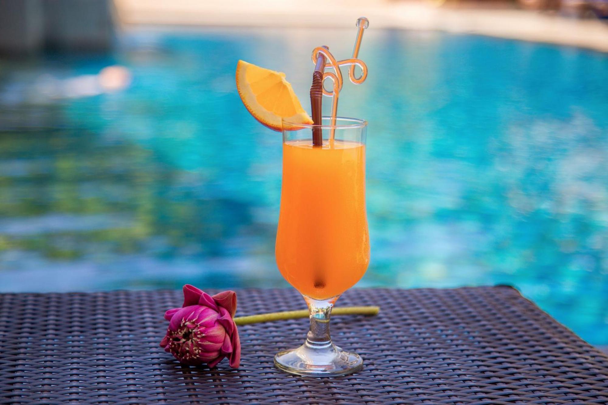 Angkor Land Urban Boutique Hotel Siem Reap Exterior photo