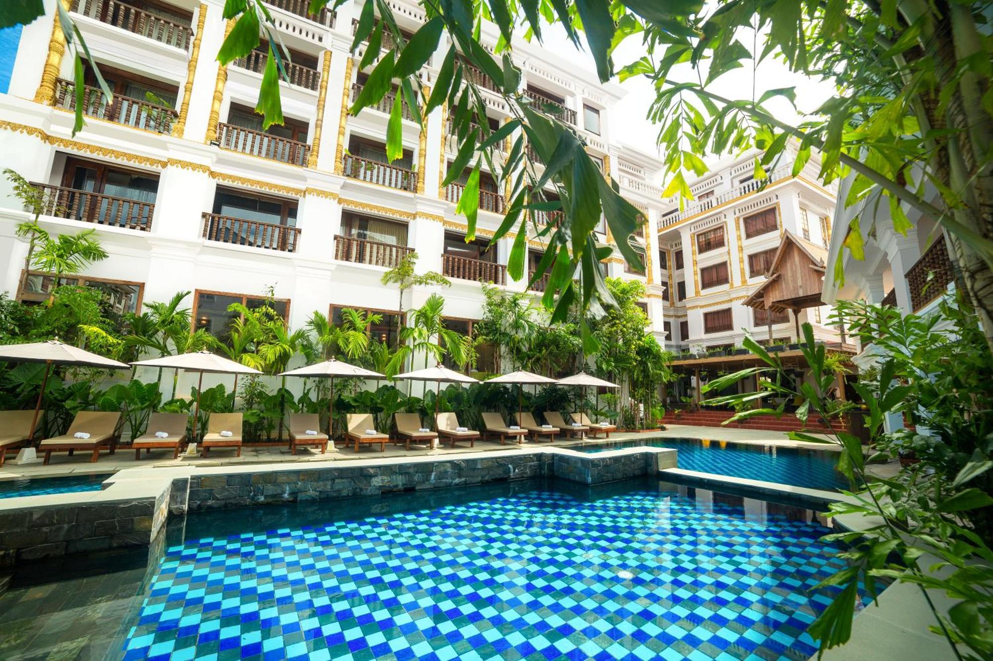 Angkor Land Urban Boutique Hotel Siem Reap Exterior photo