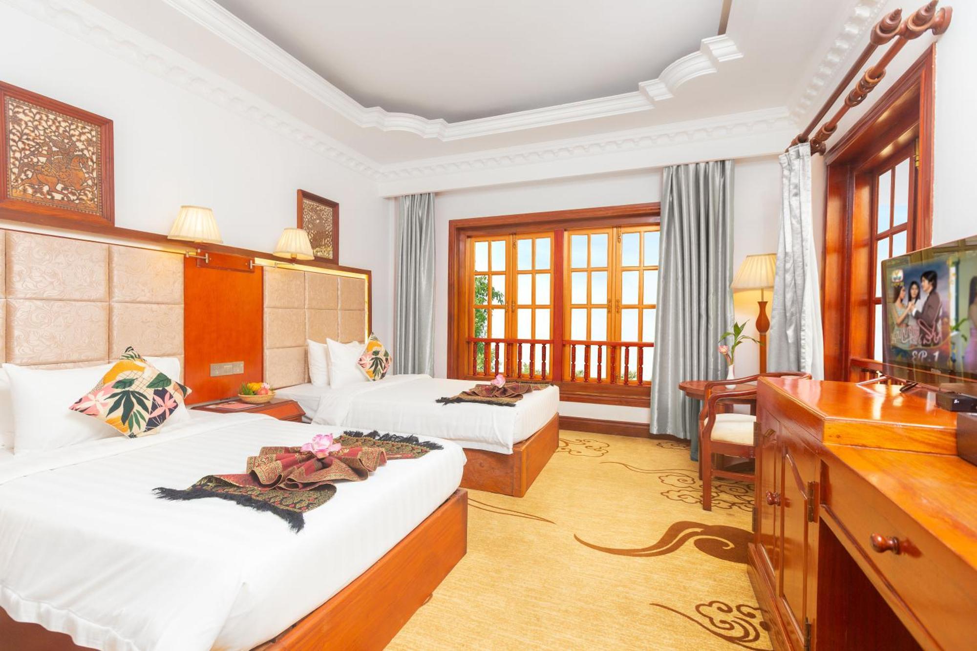 Angkor Land Urban Boutique Hotel Siem Reap Exterior photo